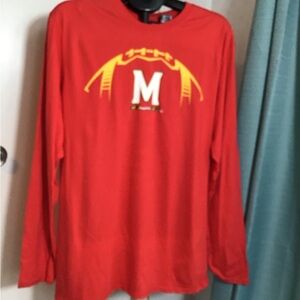 University Maryland Terps Football Red Long Sleeve Graphic Tee NWT Size Large